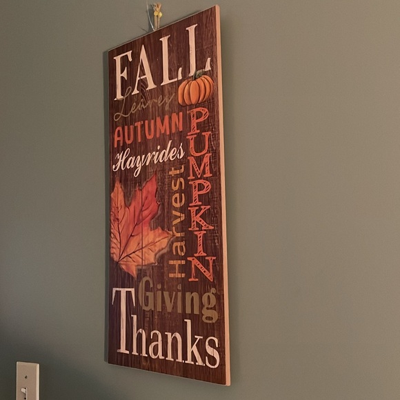 Ashland, Fall wooden wall decoration, with colorful leaf, pumpkin, season words - Picture 5 of 17